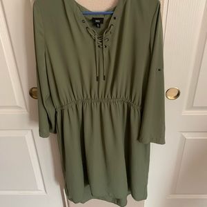 Army green midi dress! Sleeves roll up